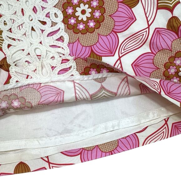 Tibi Floral Mini Skirt Pink White Crocheted Lace Panel Vibrant Preppy Y2K 90s - Picture 4 of 10